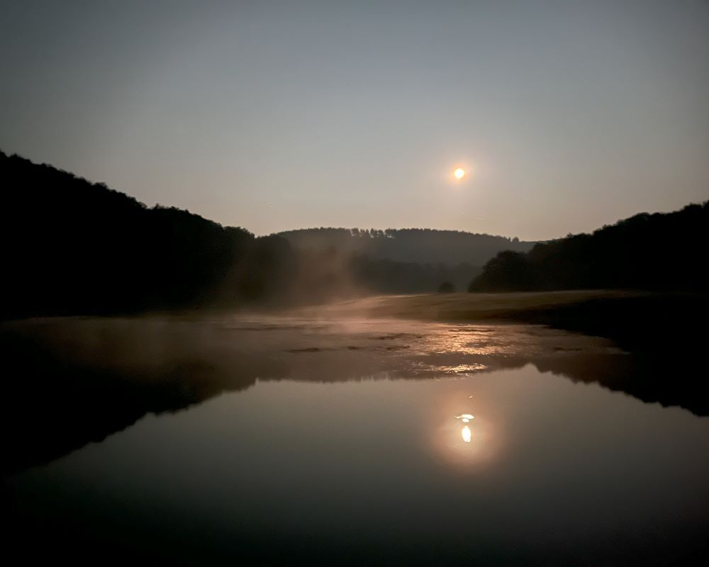 Volle maan boven de Morvan